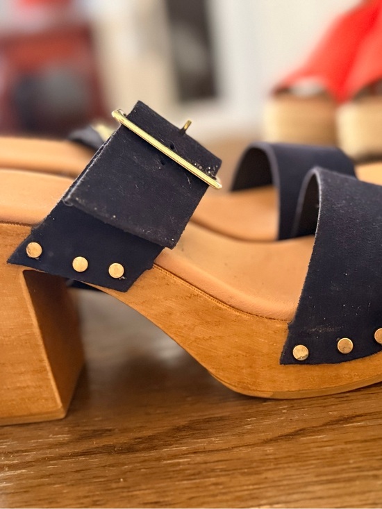 Shoes - Platform Block Heel Sandals in Navy with Gold Studs